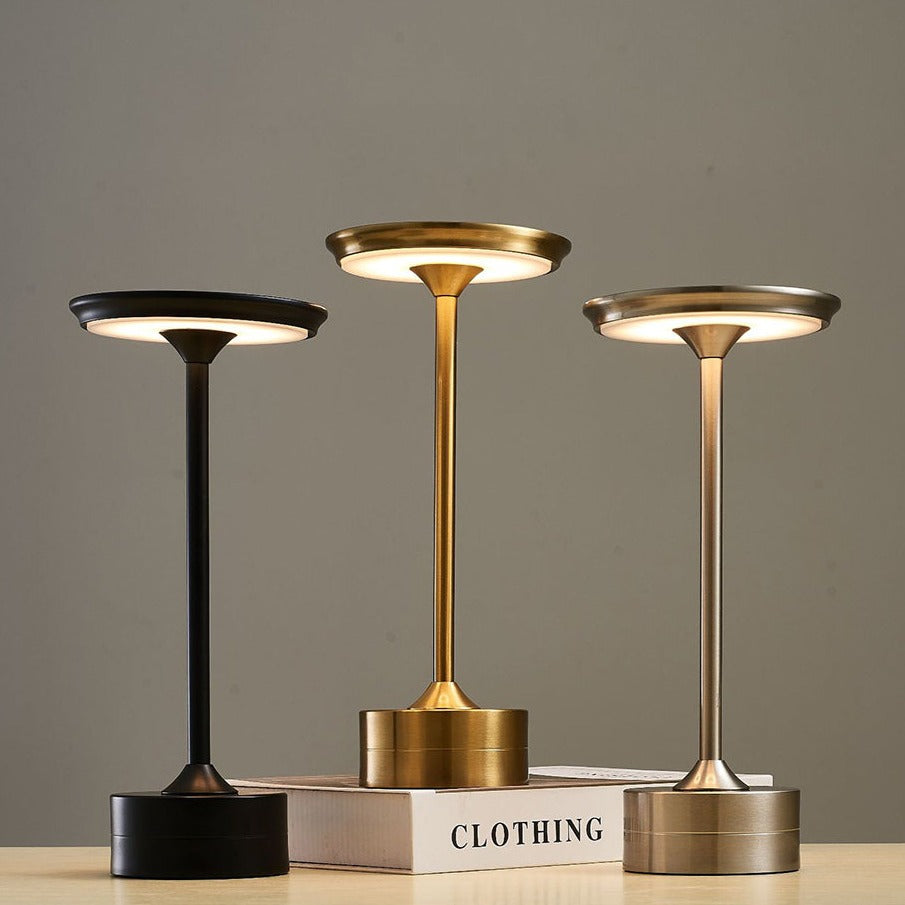 Luminária de Mesa Minimalista Mega Certo