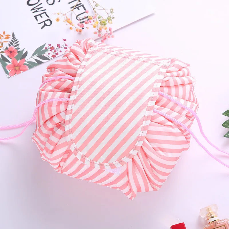 Bolsa de Maquiagem Necessaire com Fechamento de Cordinha GlamBag Mega Certo