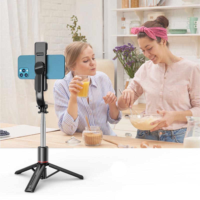Selfiegram Ultra LED Tripé 5 em 1 com Luz Integrada e Controle Remoto Mega Certo