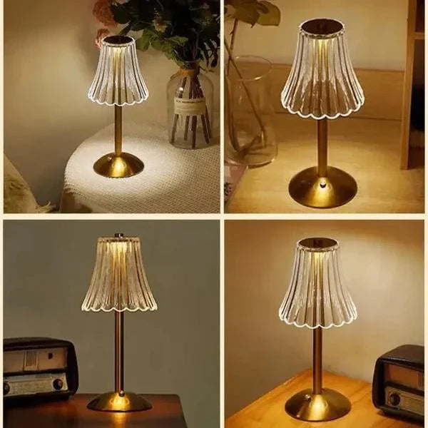 Luminária de Mesa Sem Fio Abajur Dourado Design Elegante