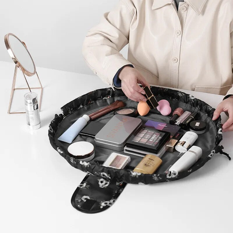 Bolsa de Maquiagem Necessaire com Fechamento de Cordinha GlamBag Mega Certo