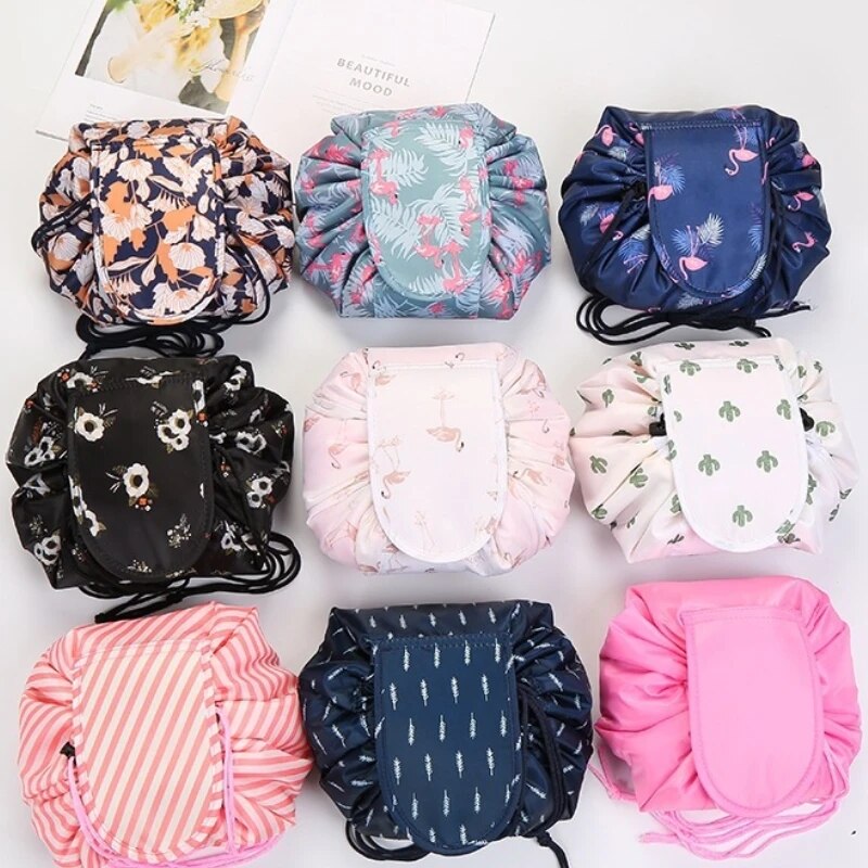 Bolsa de Maquiagem Necessaire com Fechamento de Cordinha GlamBag Mega Certo