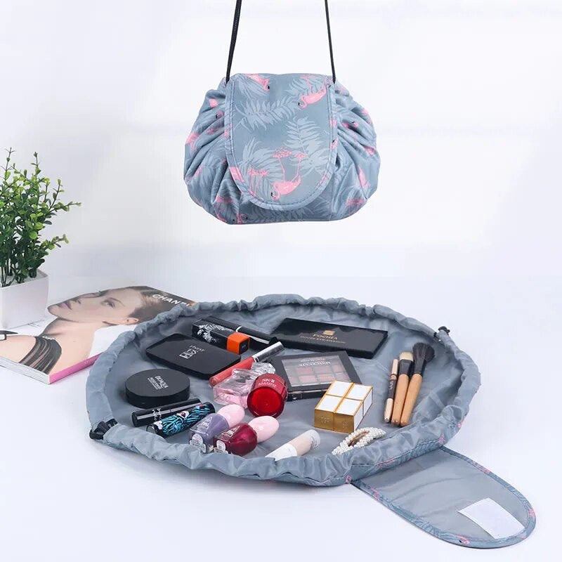 Bolsa de Maquiagem Necessaire com Fechamento de Cordinha GlamBag Mega Certo