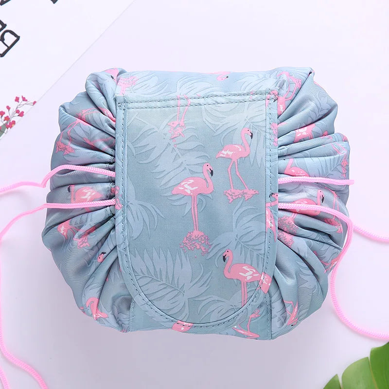 Bolsa de Maquiagem Necessaire com Fechamento de Cordinha GlamBag Mega Certo