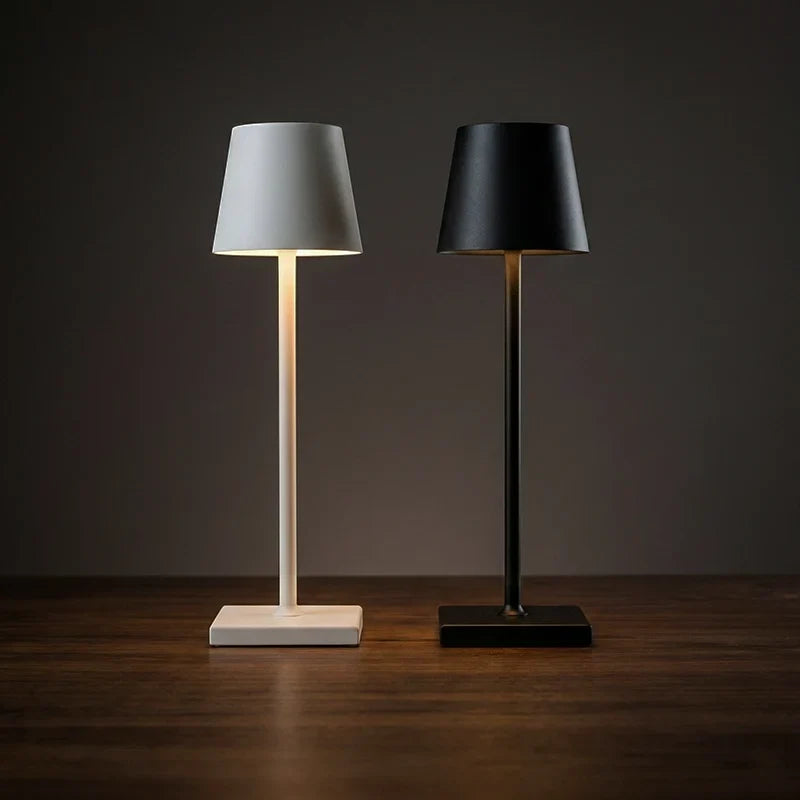 Luminária de Mesa Lumenzi Recarregável com Controle por Toque Mega Certo