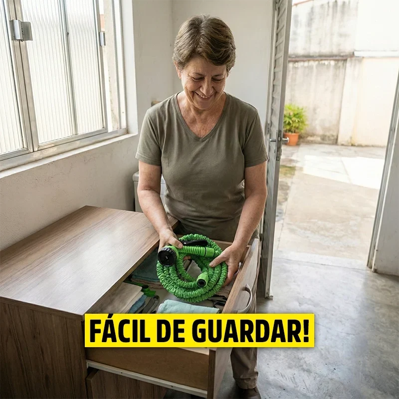 Mangueira Mágica Expansível 30 Metros com Bico Pulverizador Multiuso HidroFlex Mega Certo